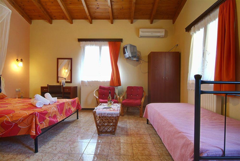 Kelari Studios Amfissa Room photo
