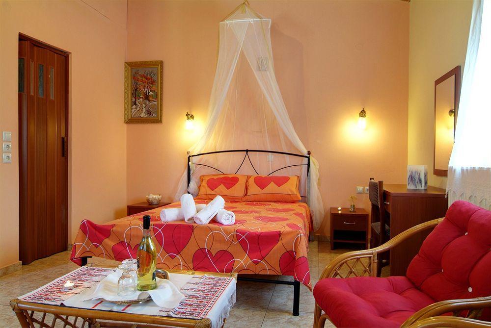 Kelari Studios Amfissa Room photo