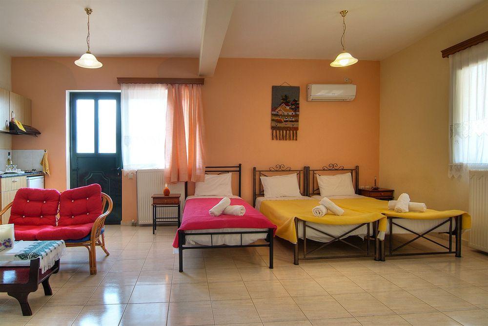 Kelari Studios Amfissa Room photo
